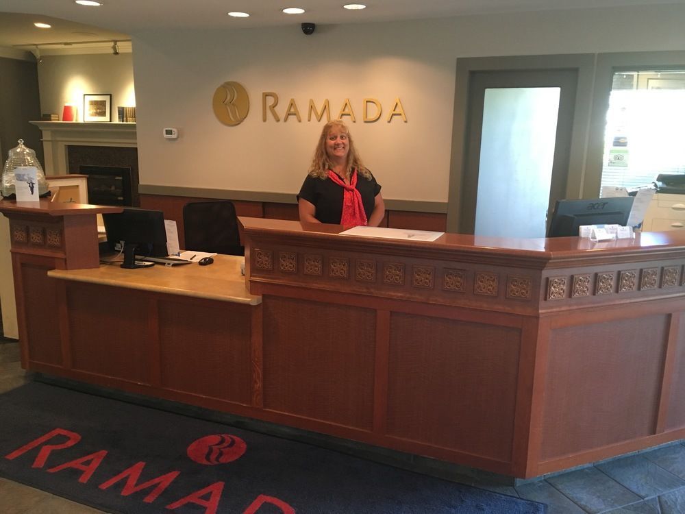 Ramada By Wyndham Duncan Cowichan Valley Exterior foto